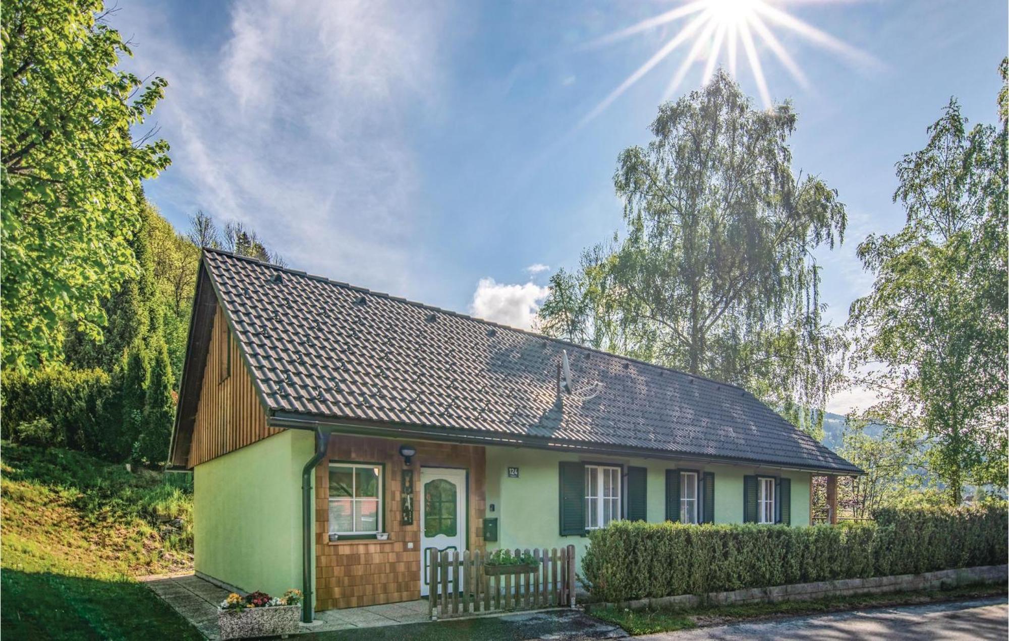 Charmantes Ferienhaus Peterdorf Екстериор снимка